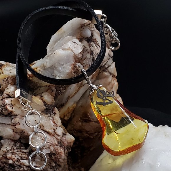 Amber Jewelry Large Genuine Amber LOVE Pendant Leather Necklace Designer Choker - Picture 7 of 9